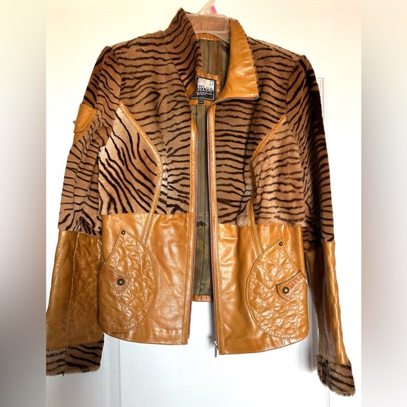 Tiger Print Zip Up Coat with leather insert. - Picture 2 of 7